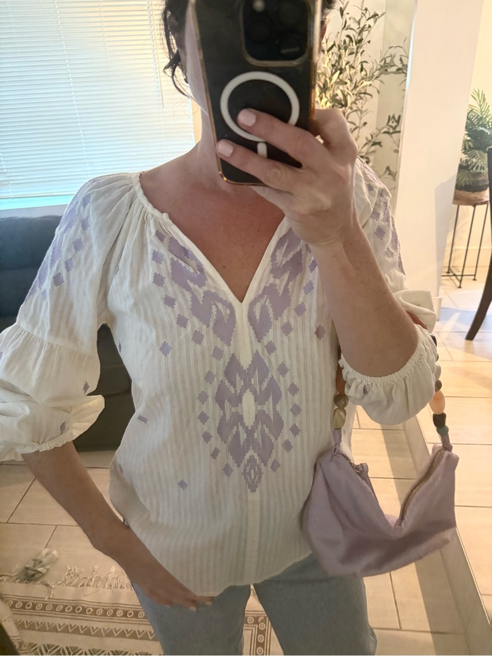 Velvet by Graham & Spencer White Bohemian Blouse Lavender Embroidery Size XS